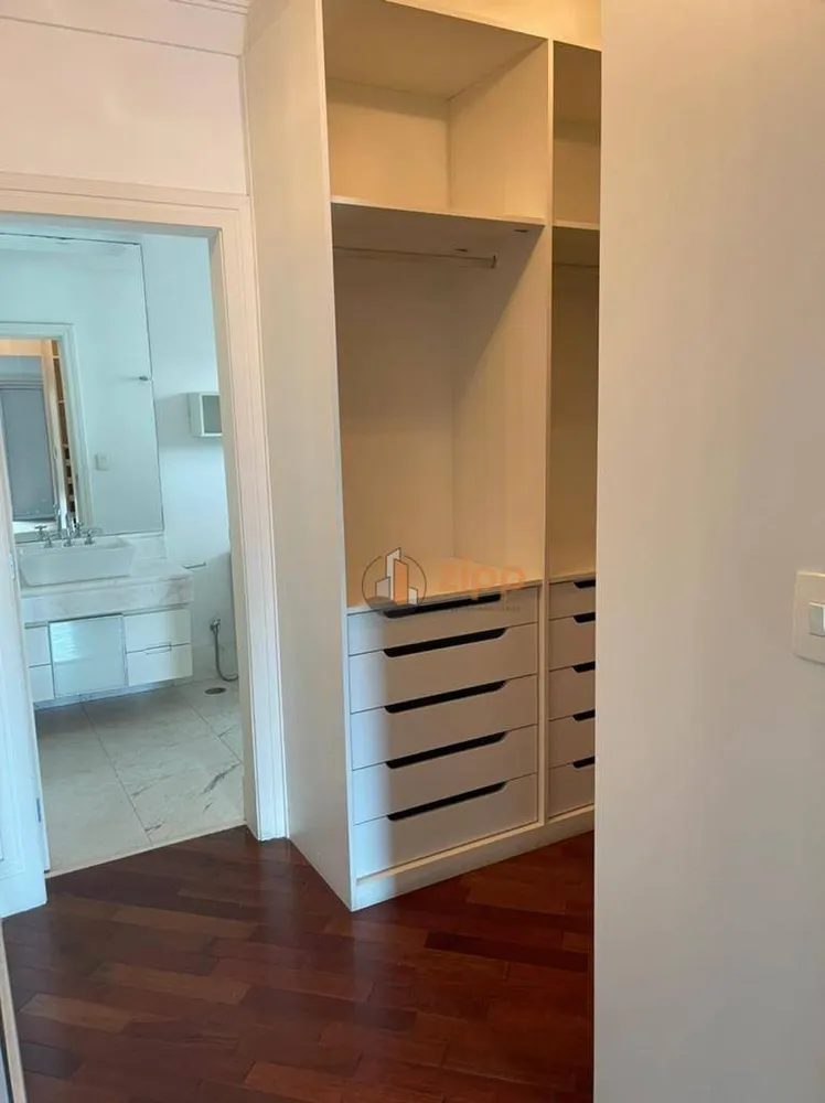 Sobrado, 3 quartos, 540 m² - Foto 2