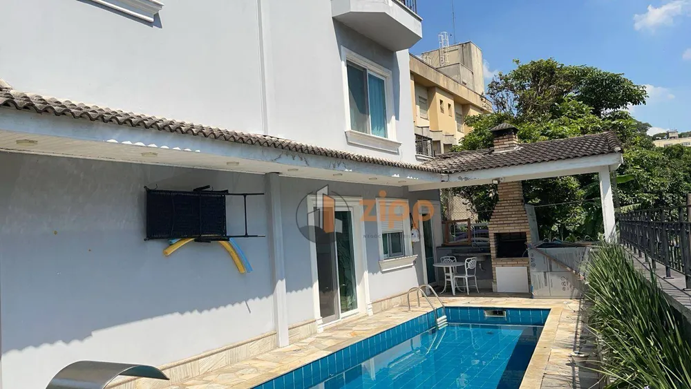 Sobrado, 3 quartos, 540 m² - Foto 1