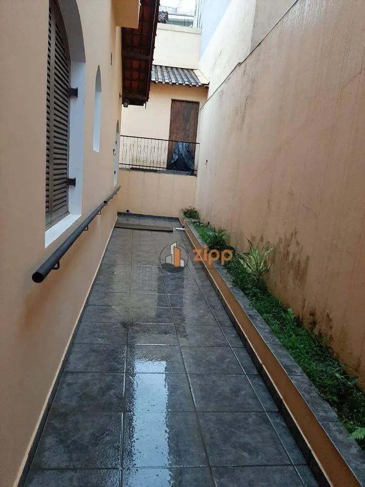 Sobrado, 3 quartos, 215 m² - Foto 2