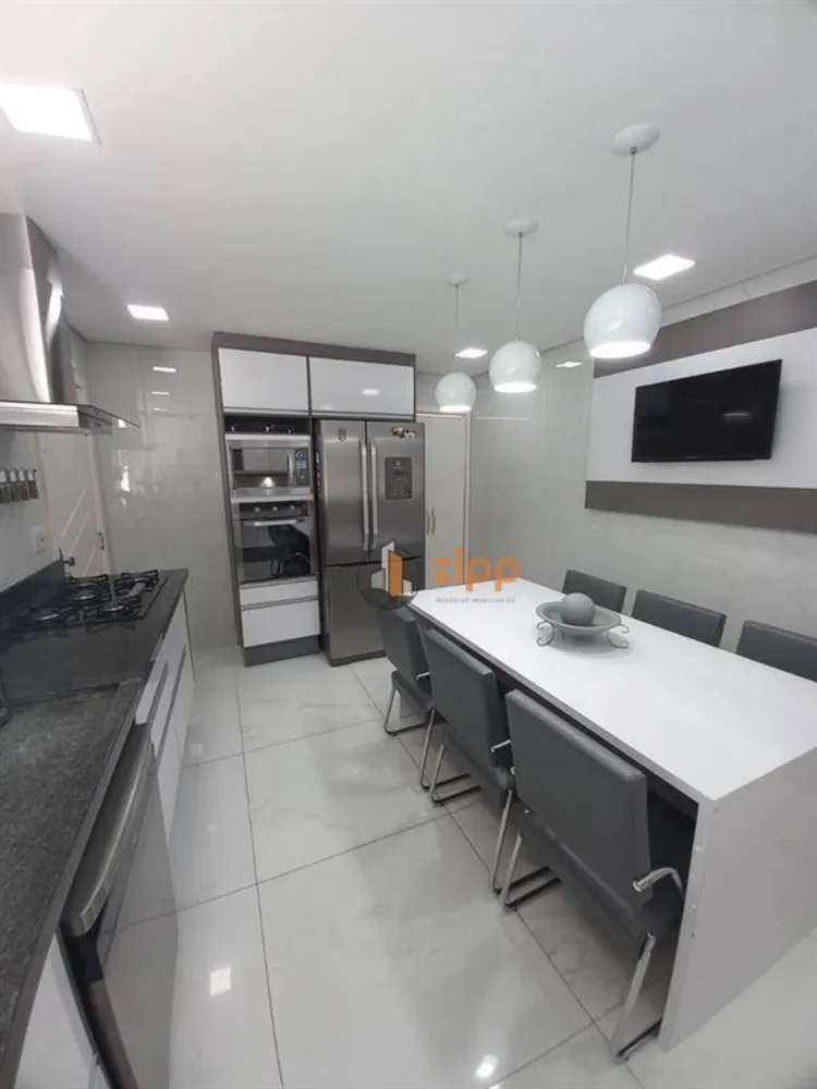 Sobrado, 3 quartos, 200 m² - Foto 8