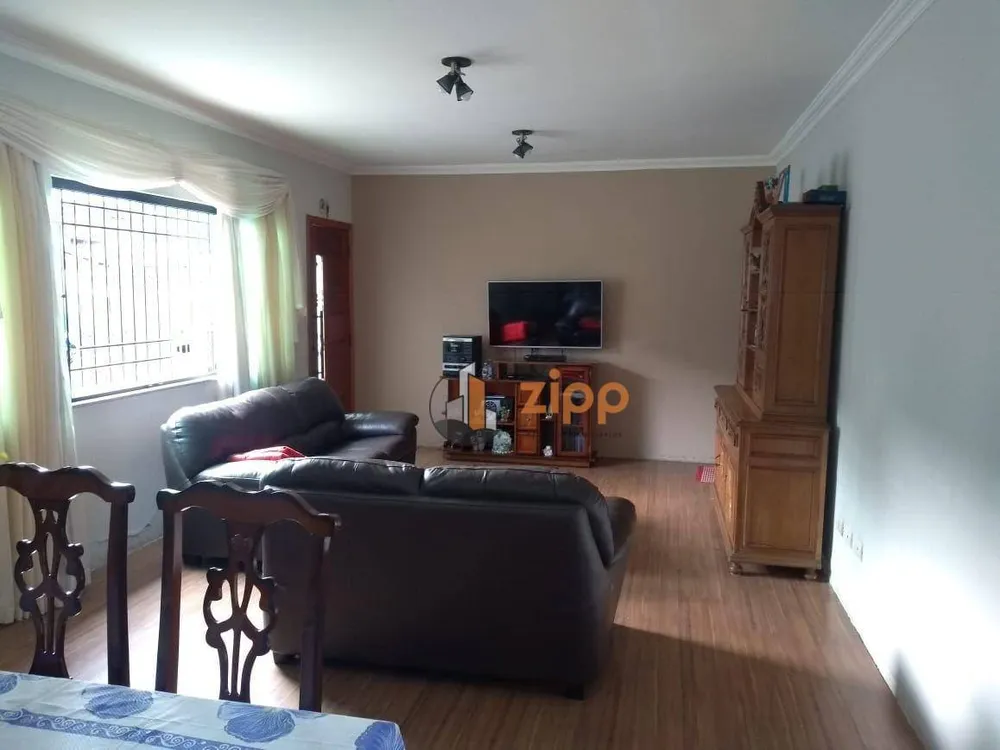 Casa, 3 quartos, 211 m² - Foto 1