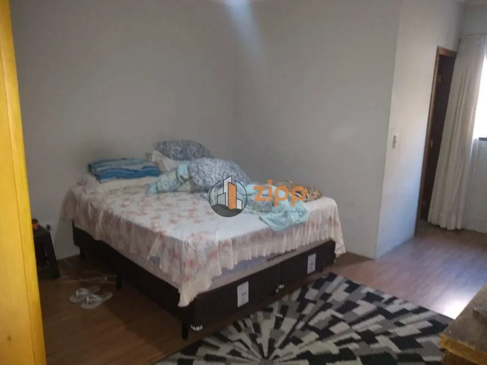 Casa, 3 quartos, 211 m² - Foto 4