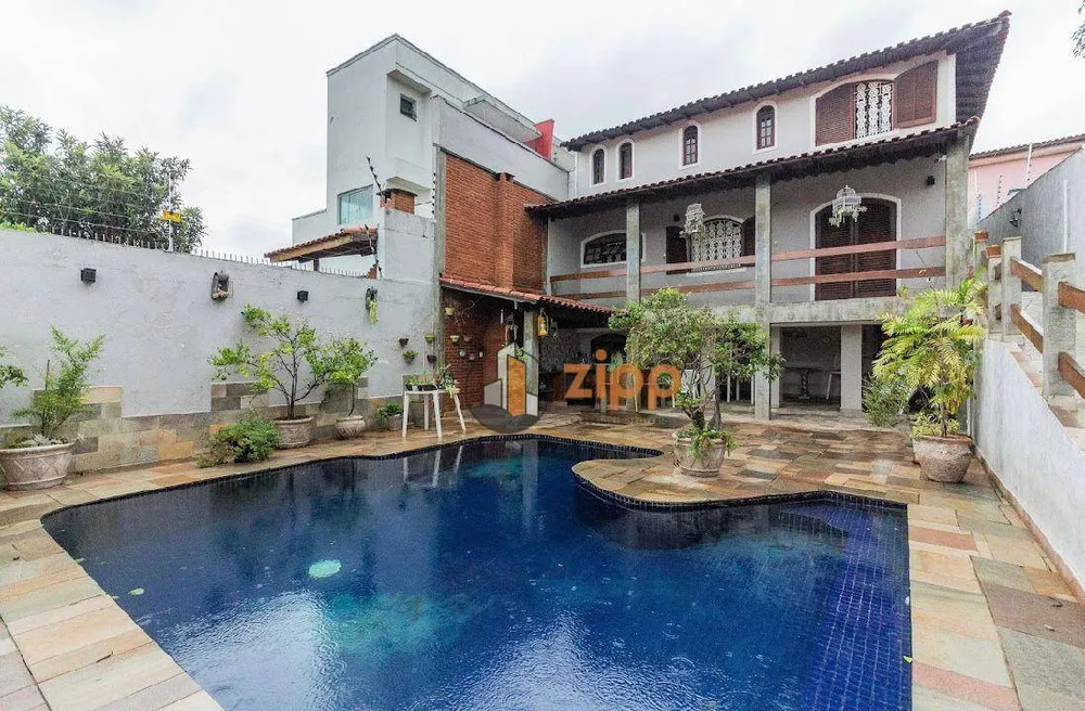 Sobrado, 5 quartos, 409 m² - Foto 1