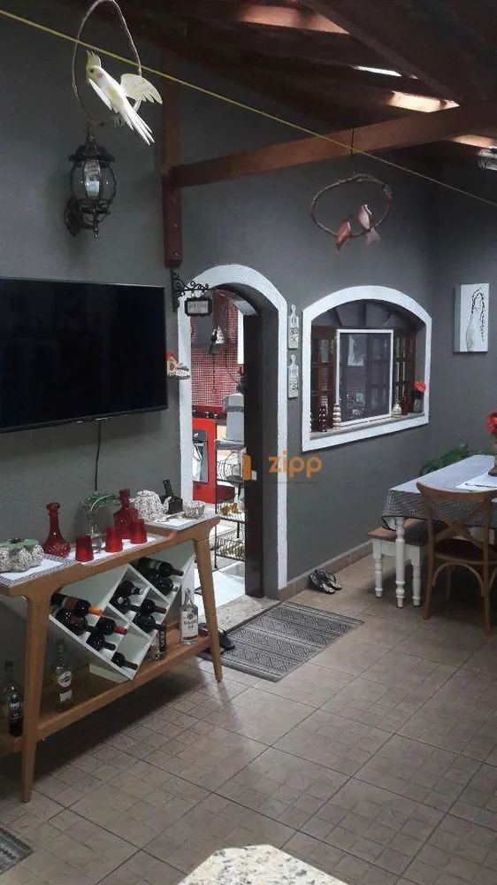 Sobrado, 3 quartos, 220 m² - Foto 1