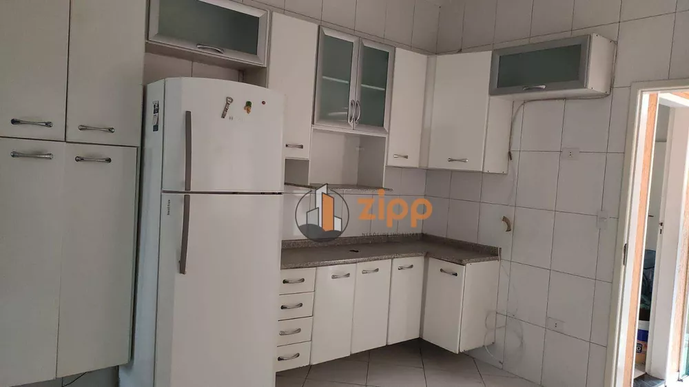 Sobrado à venda com 2 quartos, 130m² - Foto 2