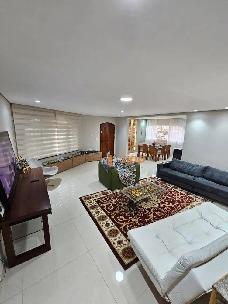 Sobrado, 4 quartos, 210 m² - Foto 2