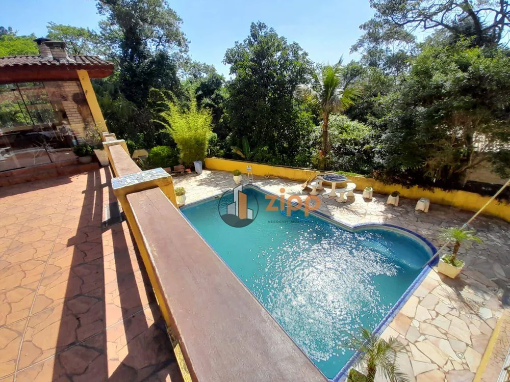 Casa, 4 quartos, 196 m² - Foto 2