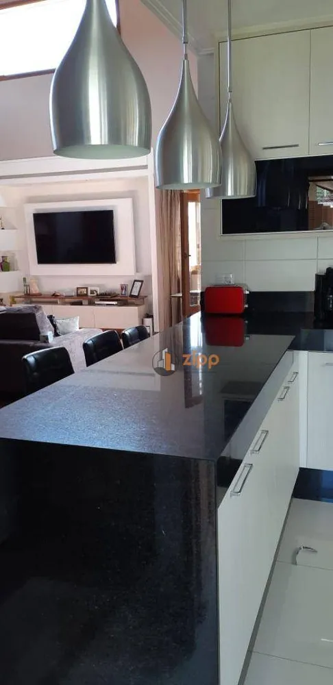 Sobrado, 3 quartos, 250 m² - Foto 4