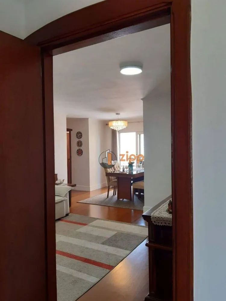 Apartamento, 3 quartos, 130 m² - Foto 1