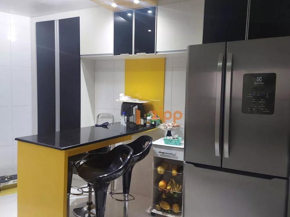 Sobrado à venda com 2 quartos, 240m² - Foto 7