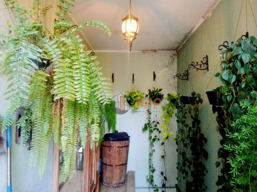 Sobrado, 3 quartos, 330 m² - Foto 3