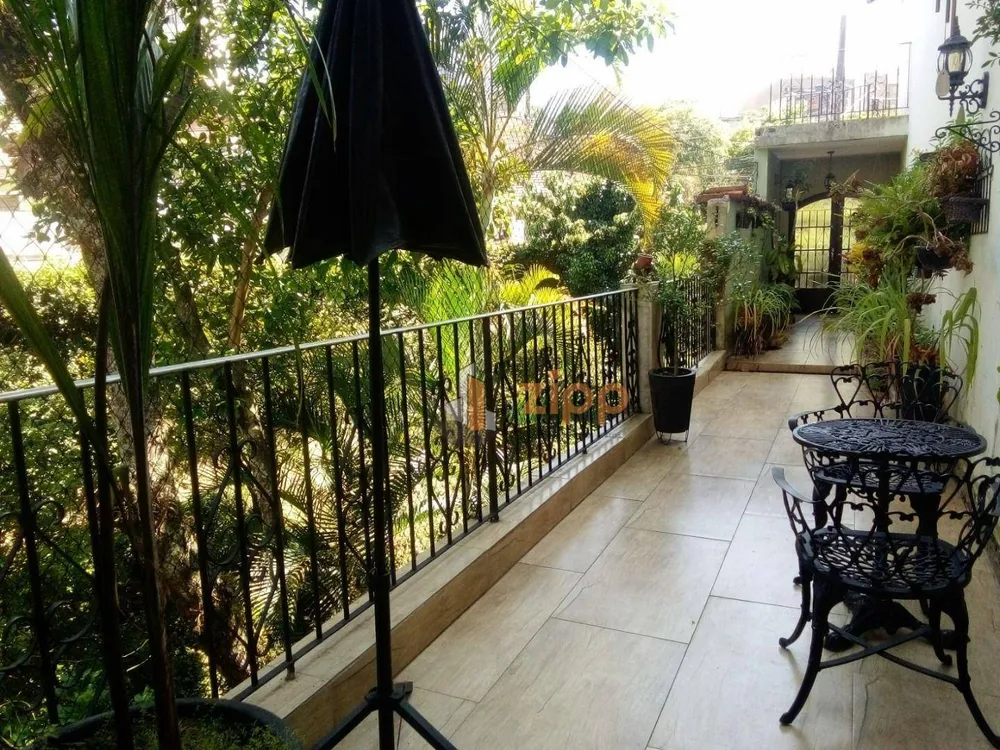 Sobrado, 3 quartos, 330 m² - Foto 1