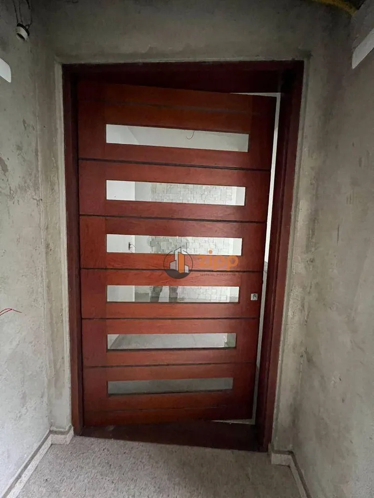 Sobrado, 5 quartos, 250 m² - Foto 4