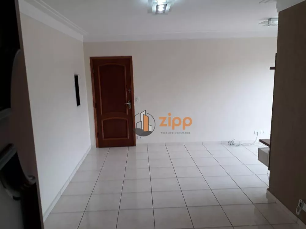 Apartamento à venda com 2 quartos, 72m² - Foto 3