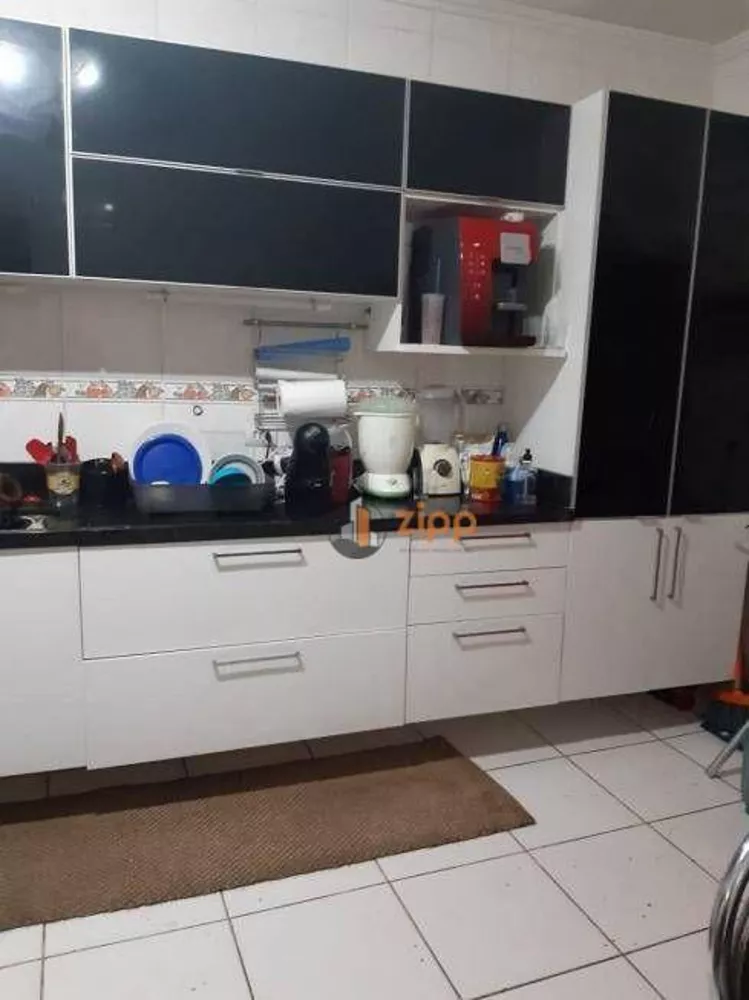 Sobrado à venda com 3 quartos, 260m² - Foto 3