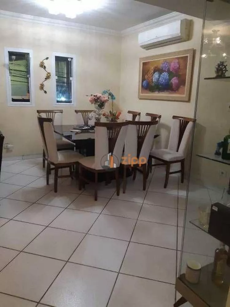 Sobrado à venda com 3 quartos, 260m² - Foto 11