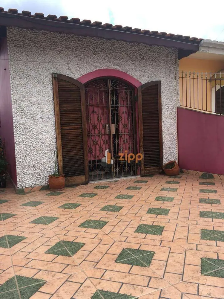 Sobrado, 4 quartos, 241 m² - Foto 1