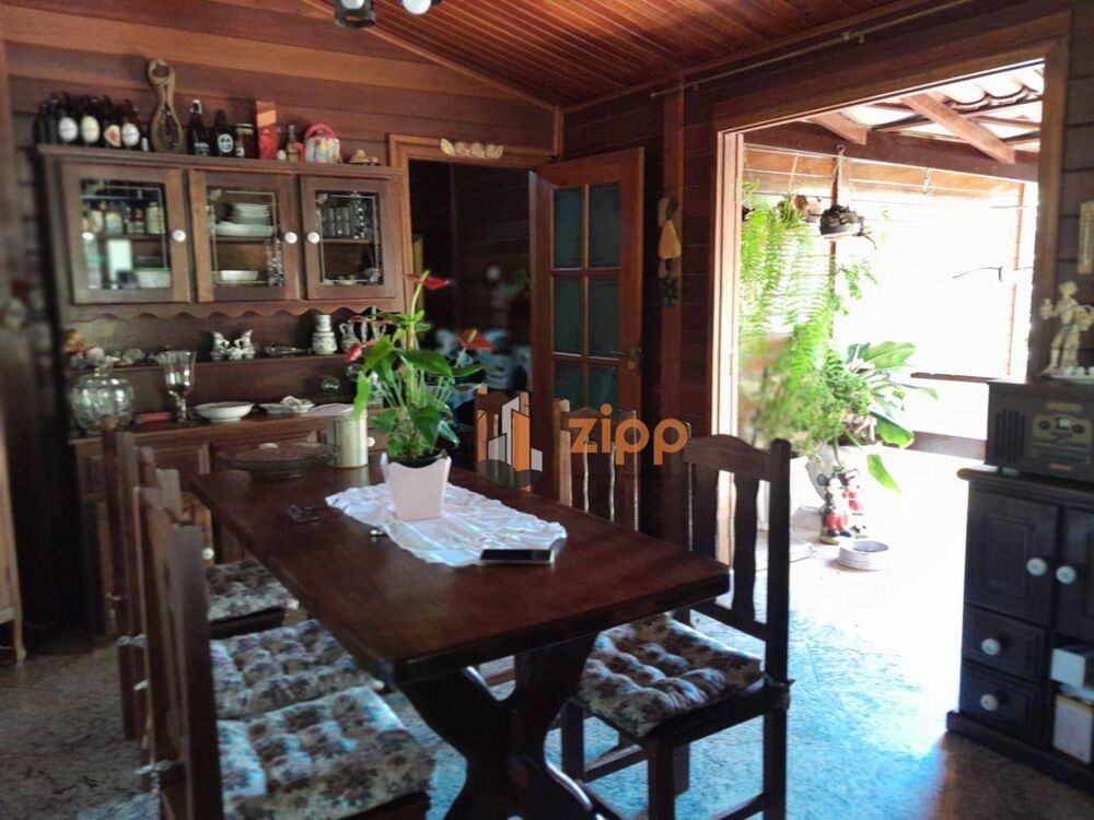 Casa à venda com 4 quartos, 196m² - Foto 8