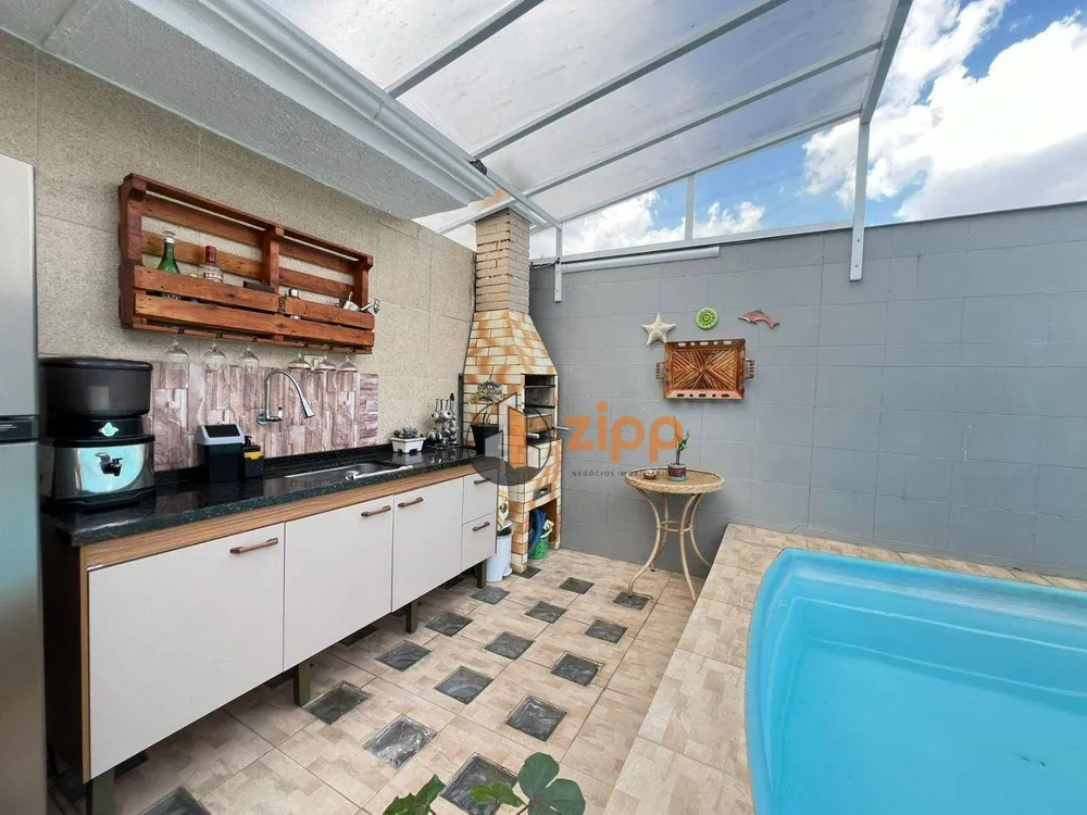 Sobrado, 4 quartos, 160 m² - Foto 2