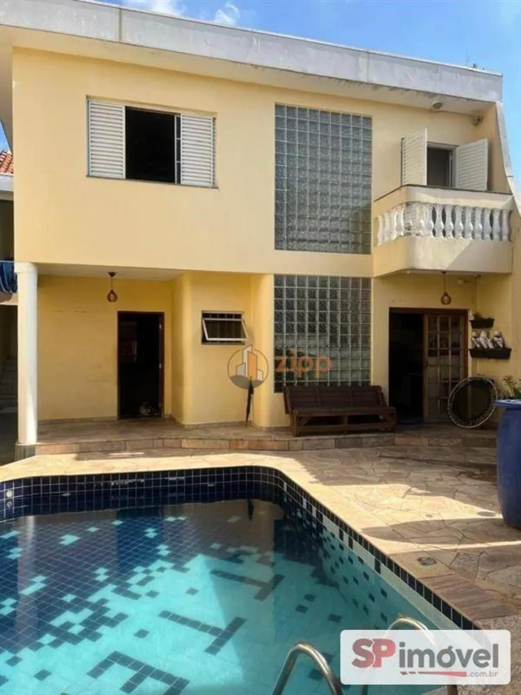Sobrado, 5 quartos, 340 m² - Foto 1