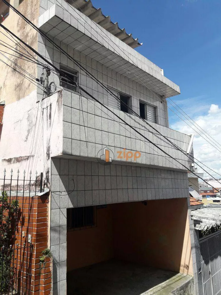 Sobrado à venda com 6 quartos, 288m² - Foto 1