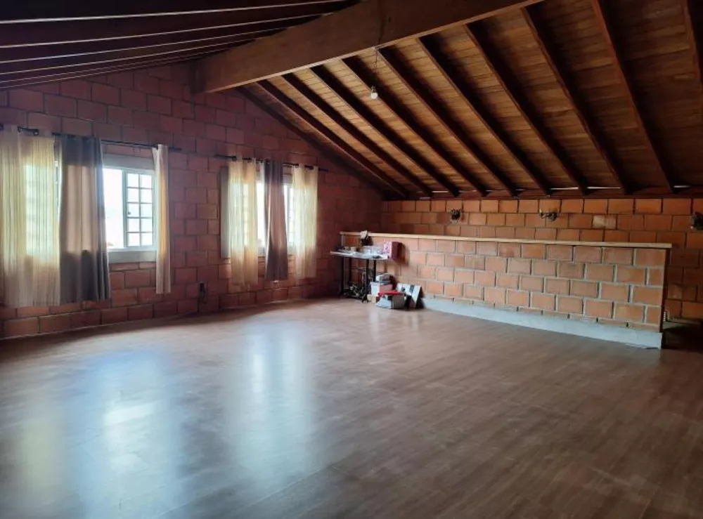 Fazenda à venda com 4 quartos, 950m² - Foto 13