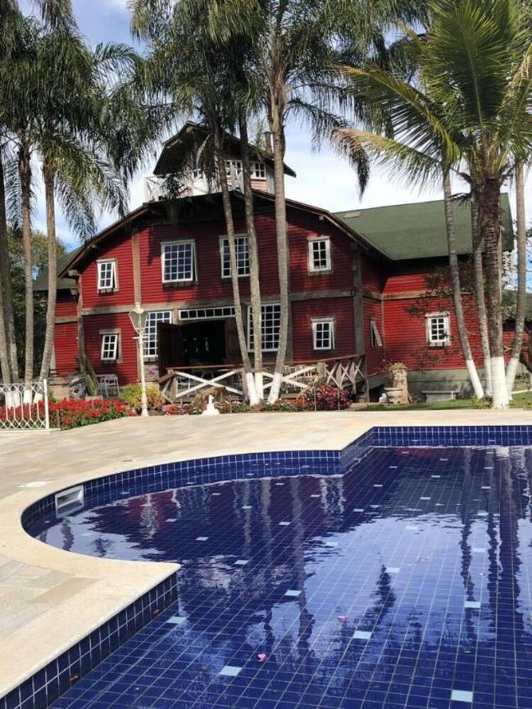 Sítio à venda com 16 quartos, 300000m² - Foto 1