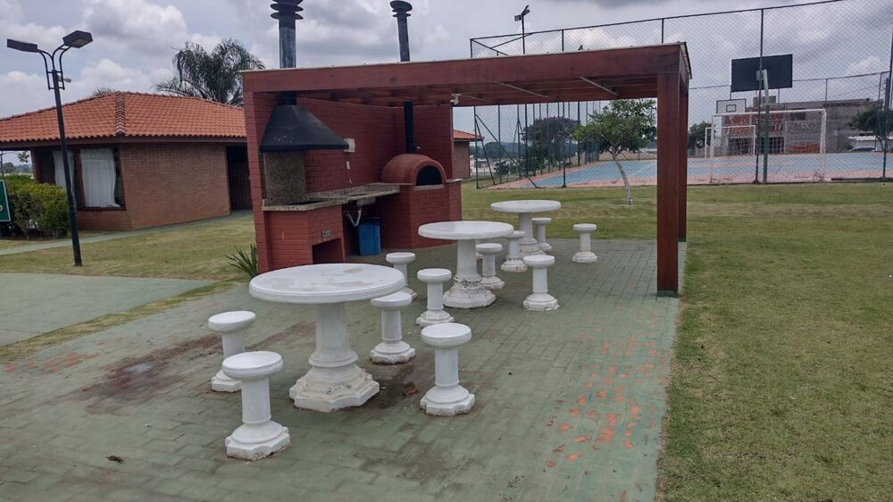 Casa de Condomínio à venda com 3 quartos, 250m² - Foto 4