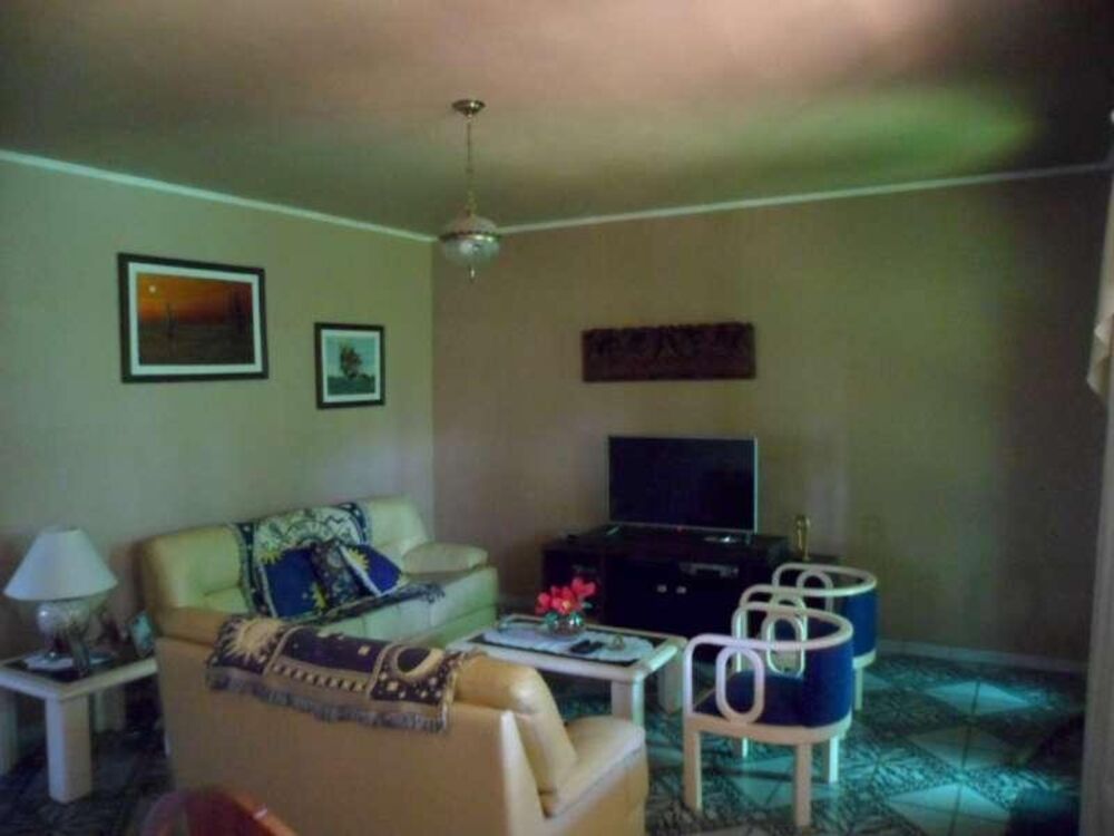 Chácara à venda com 3 quartos, 1027m² - Foto 4