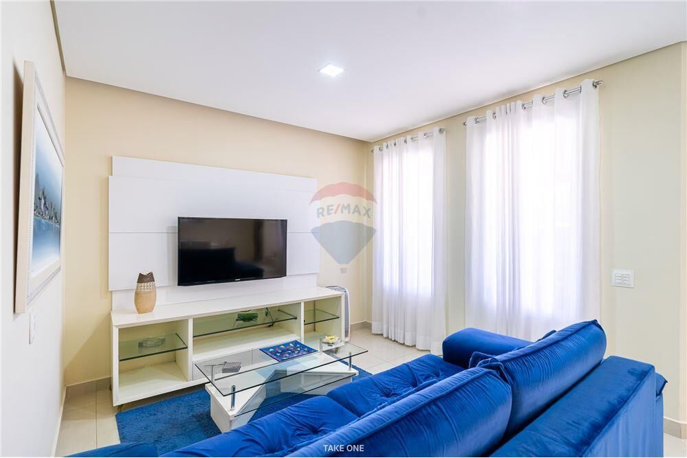 Casa de Condomínio à venda com 5 quartos, 234m² - Foto 3