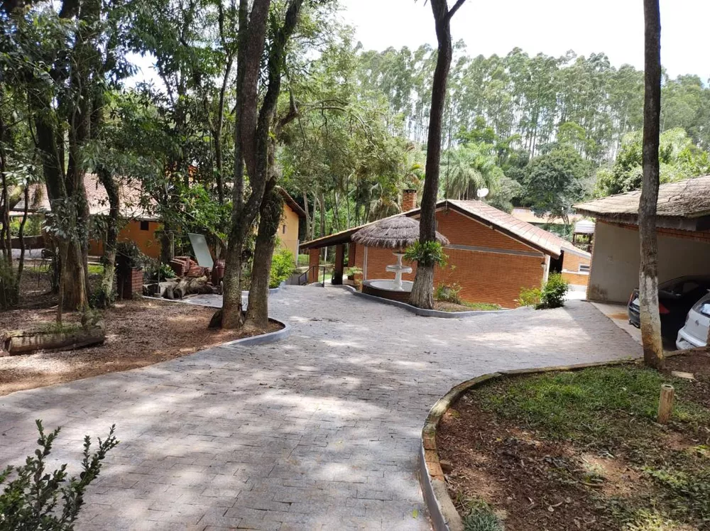 Fazenda à venda com 4 quartos, 1500m² - Foto 4