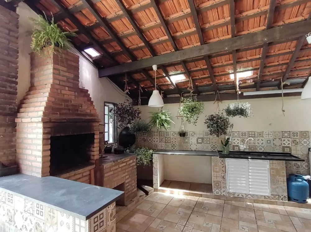 Fazenda à venda com 4 quartos, 1500m² - Foto 10