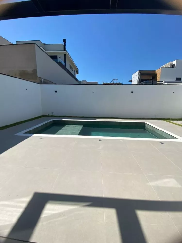 Casa de Condomínio à venda com 3 quartos, 309m² - Foto 2