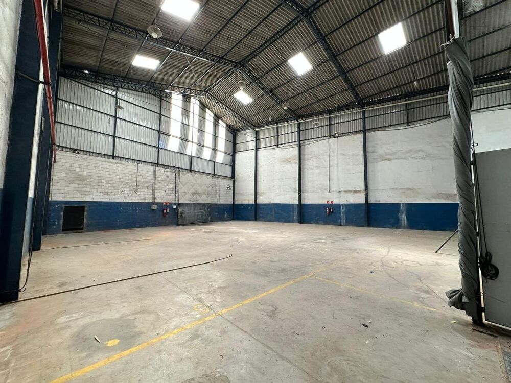 Loja-Salão, 1358 m² - Foto 1