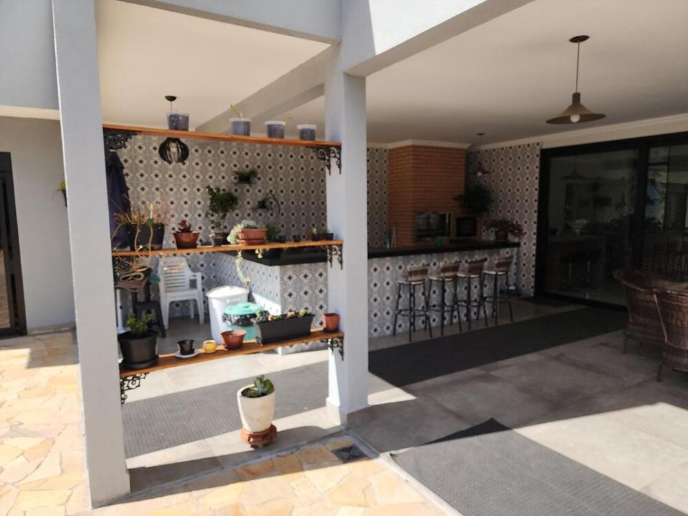 Casa de Condomínio à venda com 5 quartos, 586m² - Foto 1