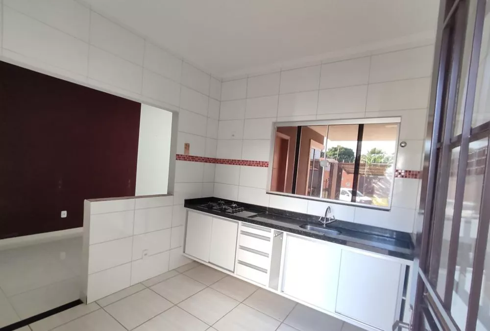 Casa à venda com 2 quartos, 150m² - Foto 4