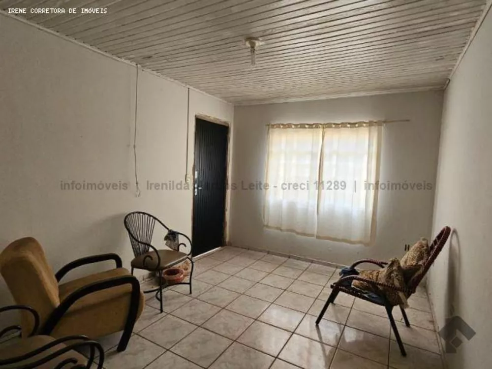 Casa para alugar com 2 quartos, 225m² - Foto 3