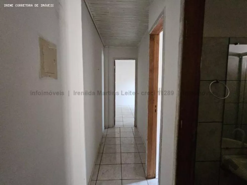 Casa para alugar com 2 quartos, 225m² - Foto 4