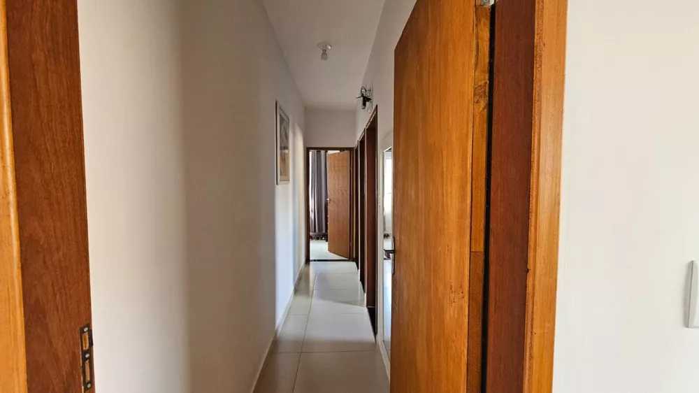 Casa à venda com 3 quartos, 319m² - Foto 8