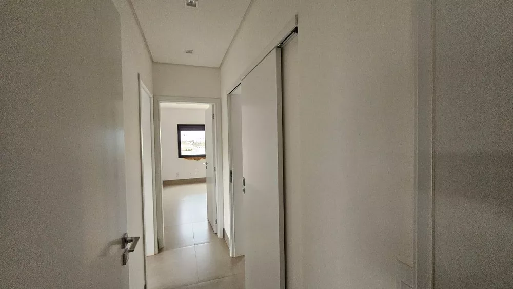 Apartamento à venda com 3 quartos, 130m² - Foto 2