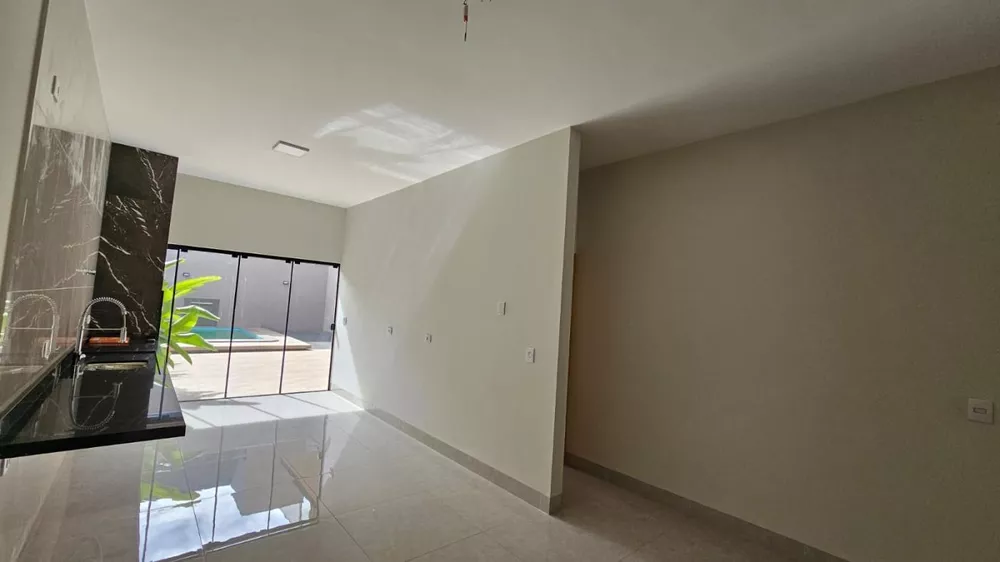 Casa à venda com 3 quartos, 225m² - Foto 9