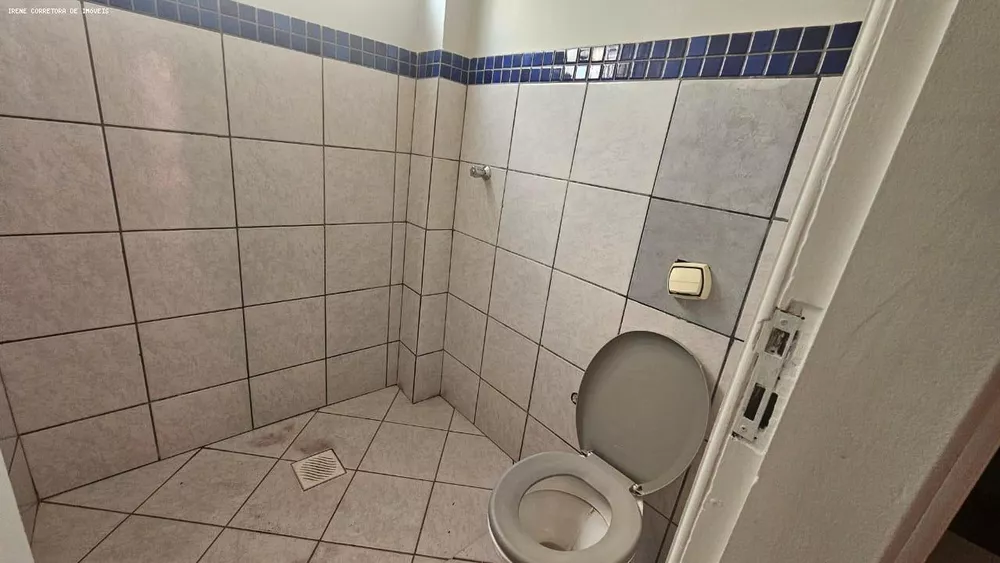 Apartamento à venda com 2 quartos, 77m² - Foto 2