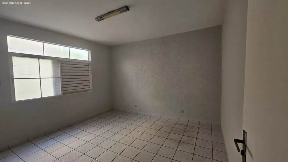 Apartamento à venda com 2 quartos, 77m² - Foto 3