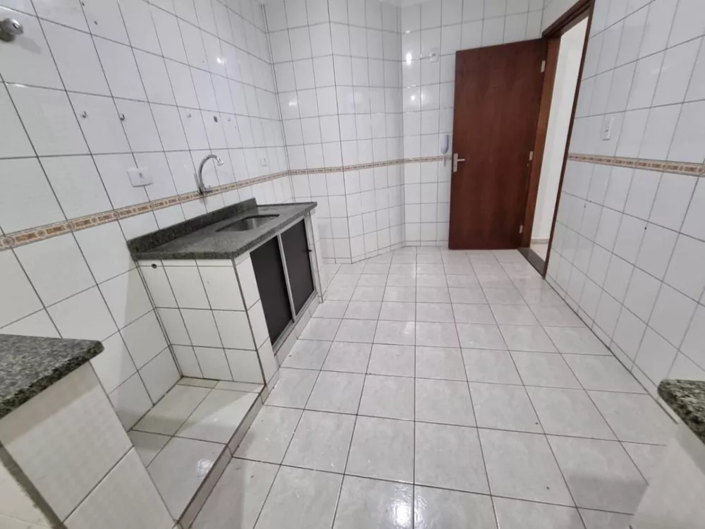 Apartamento à venda com 3 quartos, 76m² - Foto 12