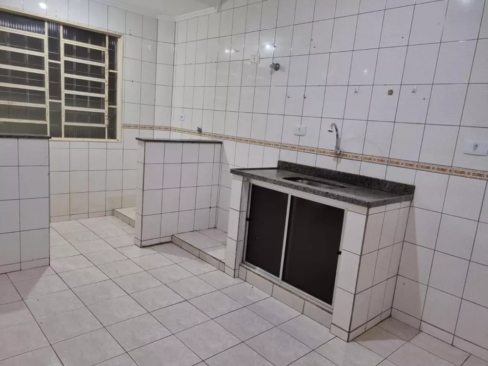 Apartamento à venda com 3 quartos, 76m² - Foto 8