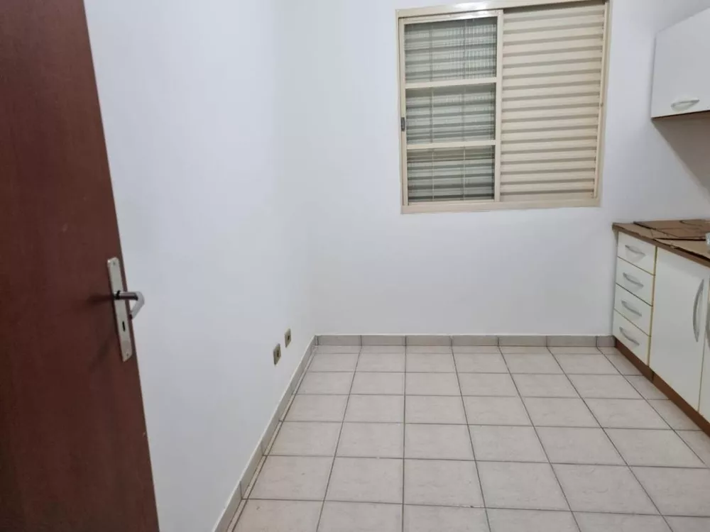 Apartamento à venda com 3 quartos, 76m² - Foto 7