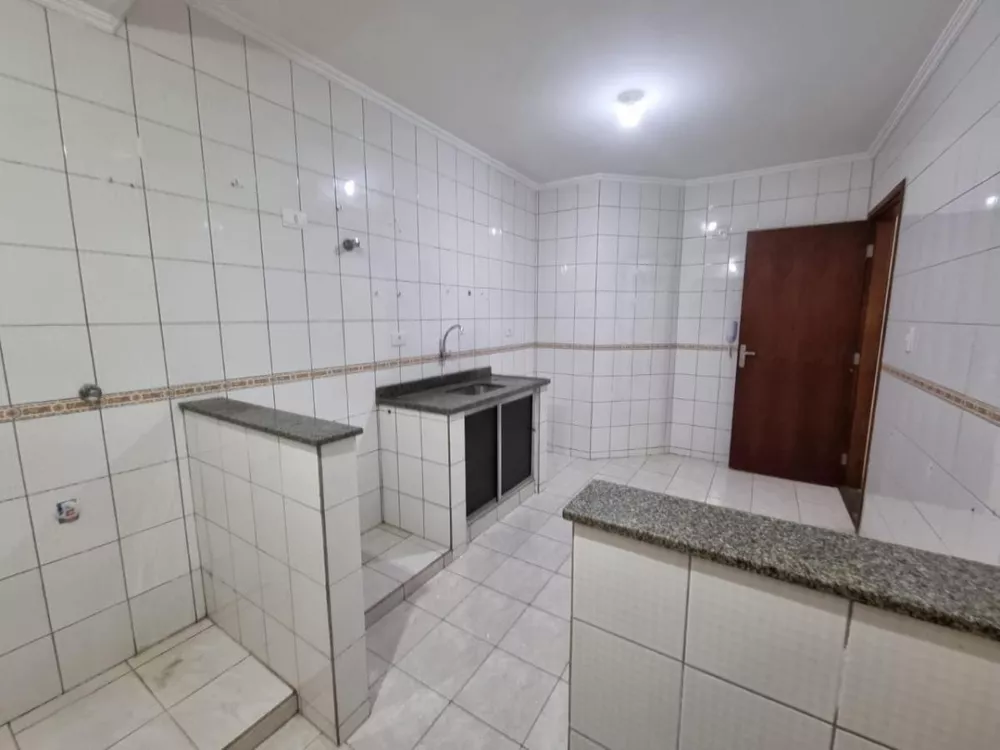 Apartamento à venda com 3 quartos, 76m² - Foto 11