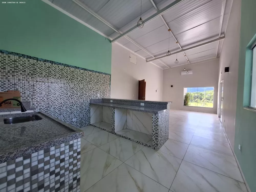 Casa de Condomínio à venda com 3 quartos, 400m² - Foto 3