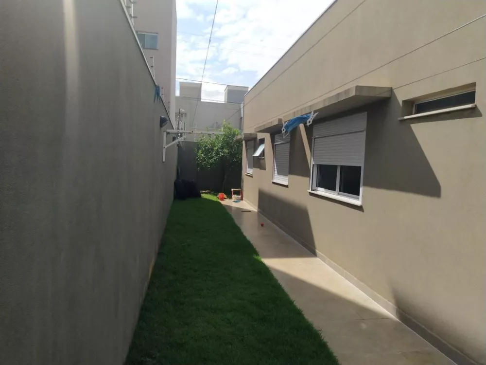 Casa à venda com 2 quartos, 360m² - Foto 8