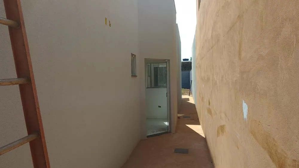 Casa à venda com 3 quartos, 200m² - Foto 4